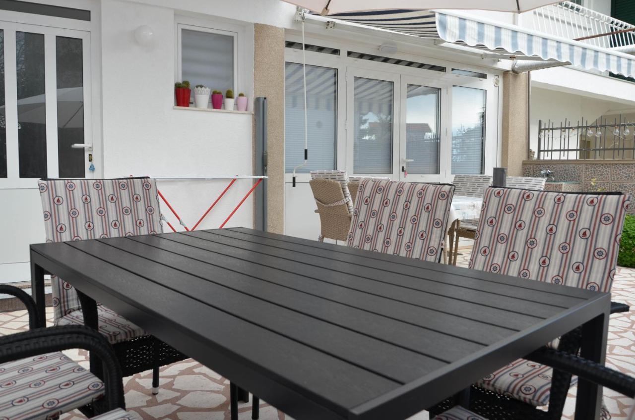 Ma-Lo Apartment Pirovac Ngoại thất bức ảnh