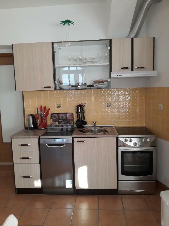 Ma-Lo Apartment Pirovac Ngoại thất bức ảnh